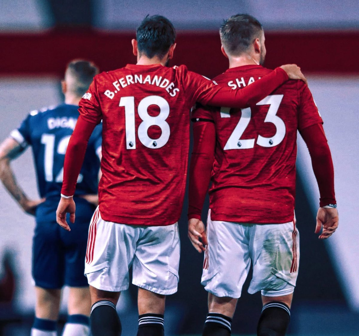 英格兰队逆转波兰队,马龙统治全场 英格兰队逆转波兰队,马龙统治全场