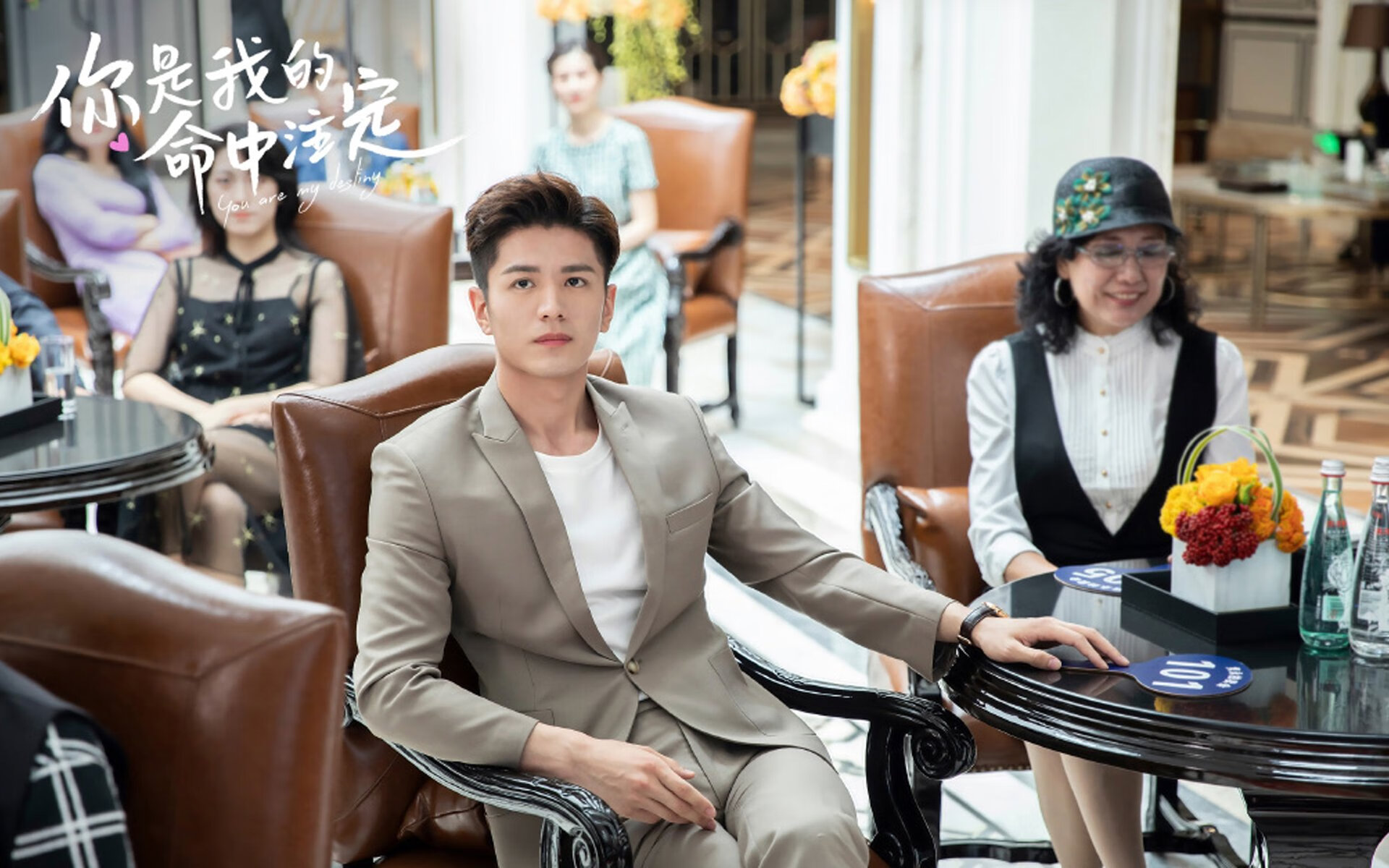 当配角拔出刀，霍勒迪的30分背后，魔术争冠版图亮出隐秘拼图