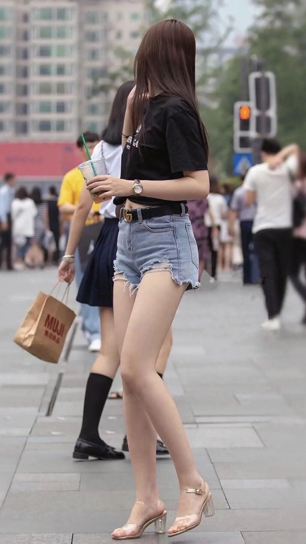 王者坠落的弧光,当迭戈·费利克斯在F组的血色黎明中,为智利写下南美足球新预言